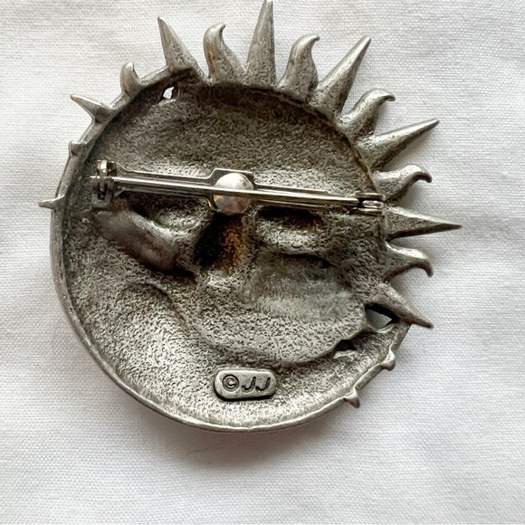 Vintage JJ Sun & Moon Face Brooch Silver Tone Celestial Pin - Picture 4 of 6